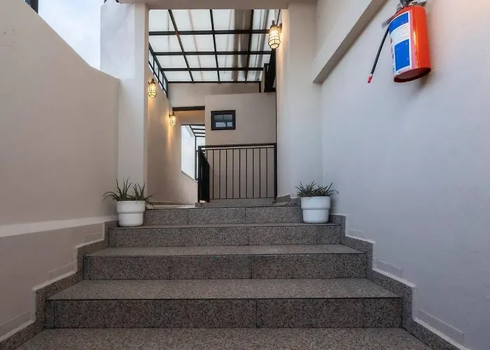 503 Walk The Center 1bdrm 1 Bath Ac Rooftop