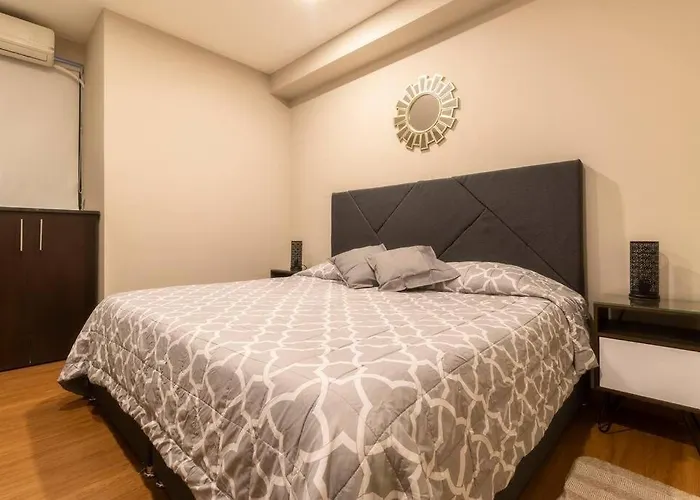 503 Walk The Center 1bdrm 1 Bath Ac Rooftop