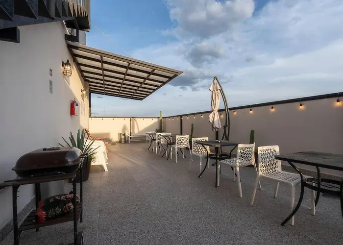 503 Walk The Center 1bdrm 1 Bath Ac Rooftop